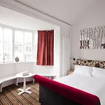 Bed & Breakfast Burton Stone 4*