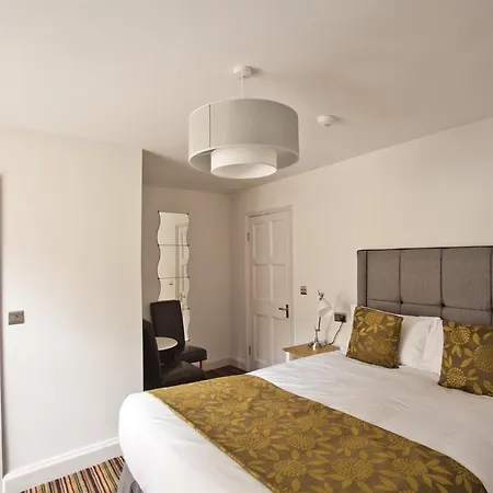Burton Stone Bed & Breakfast 4*