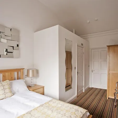 Bed & Breakfast Burton Stone Inn B&B