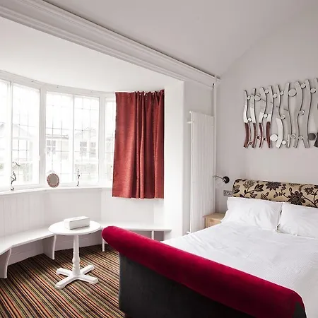 Bed and breakfast Burton Stone 4*