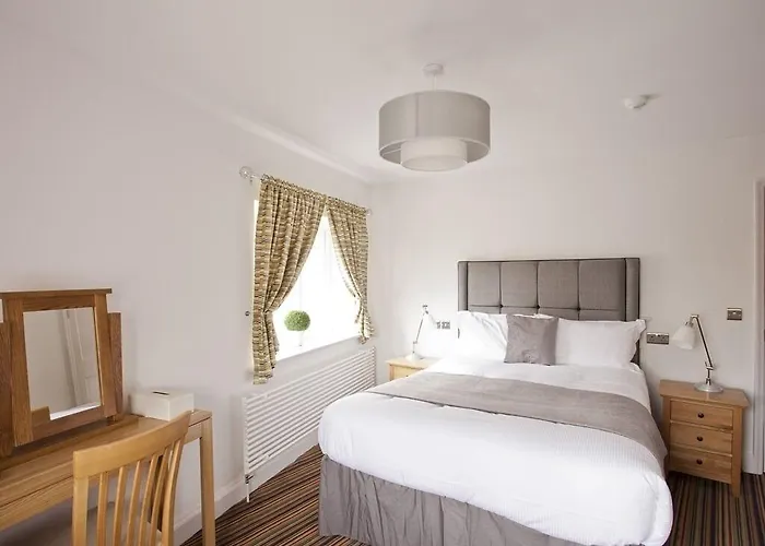 Burton Stone Bed & Breakfast 4*