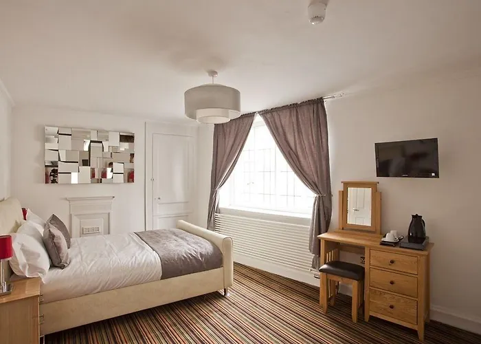 Burton Stone 4* York